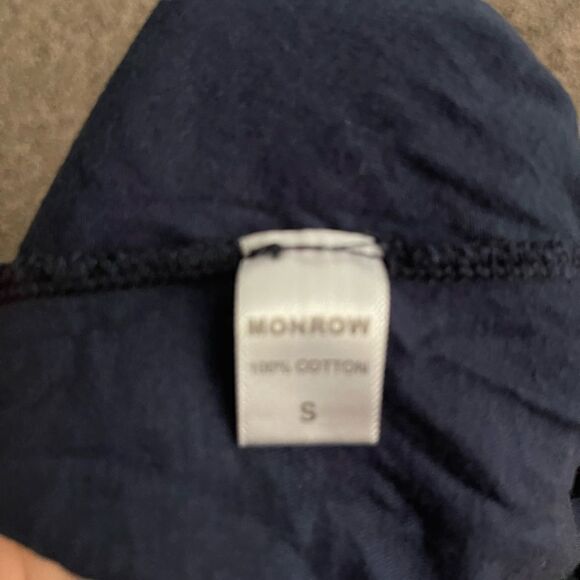 Womens navy & black striped scoop bottoms t-shirt. Crop fit. Super soft. EUC - Picture 5 of 5